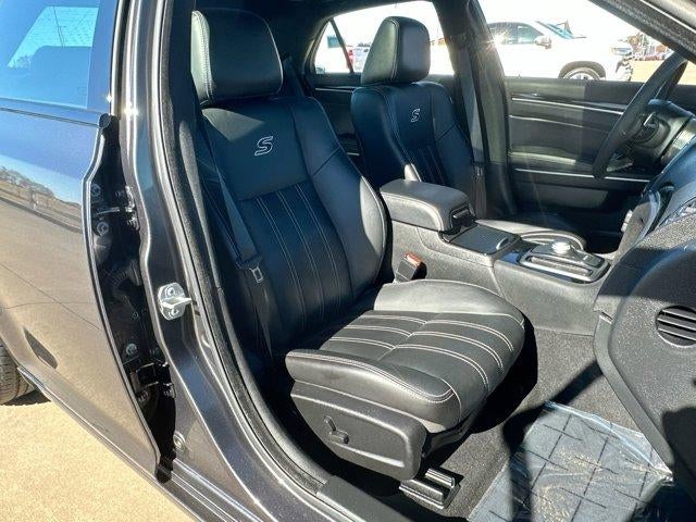 2022 Chrysler 300 300S RWD