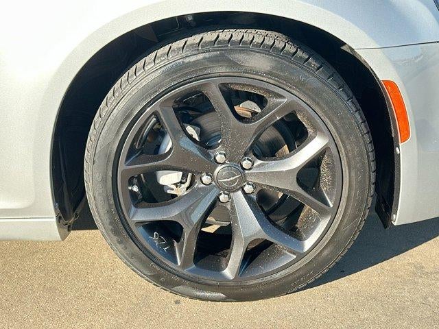 2023 Chrysler 300 300S RWD