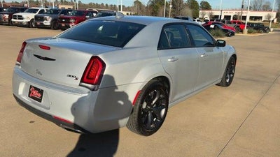 2023 Chrysler 300 300S RWD