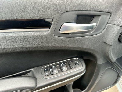 2023 Chrysler 300 300S RWD