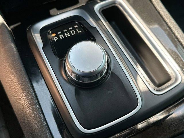 2023 Chrysler 300 Touring L RWD