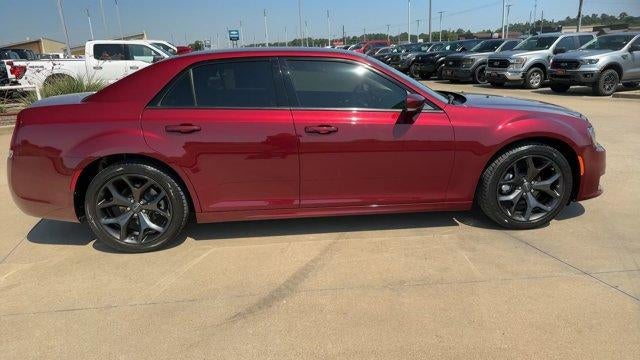 2023 Chrysler 300 Touring L RWD