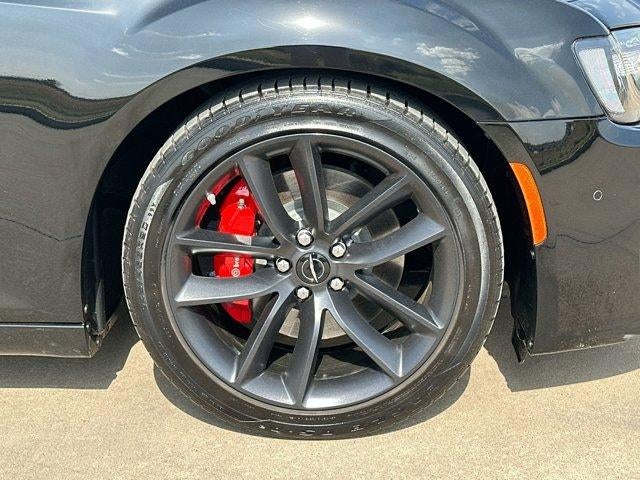 2023 Chrysler 300 300C RWD