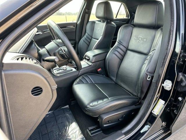 2023 Chrysler 300 300C RWD