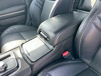 2023 Chrysler 300 300C RWD