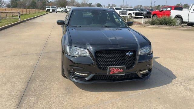 2023 Chrysler 300 300C RWD
