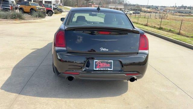 2023 Chrysler 300 300C RWD