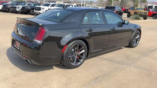 2023 Chrysler 300 300C RWD