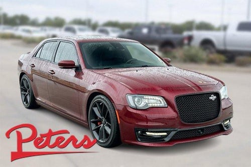 2023 Chrysler 300 300C RWD