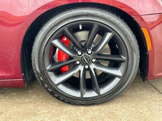 2023 Chrysler 300 300C RWD