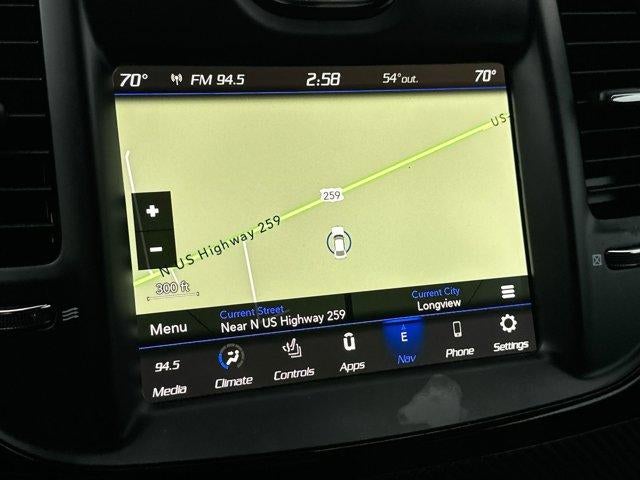 2023 Chrysler 300 300C RWD