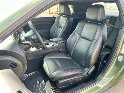2023 Dodge Challenger SXT RWD