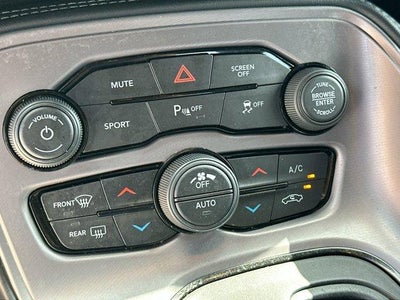 2023 Dodge Challenger SXT RWD