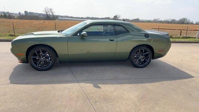 2023 Dodge Challenger SXT RWD