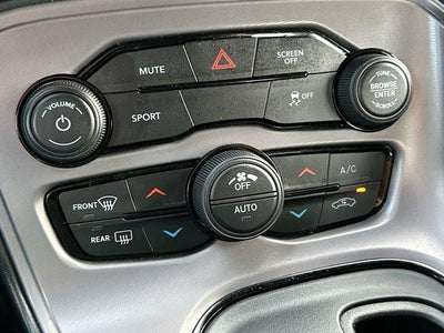 2023 Dodge Challenger SXT RWD