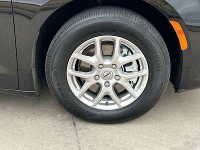 2025 Chrysler Pacifica Select FWD