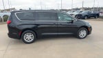 2025 Chrysler Pacifica Select FWD