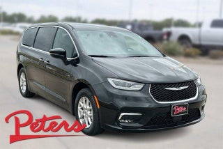 2025 Chrysler Pacifica Select FWD