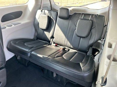2024 Chrysler Pacifica Touring L FWD