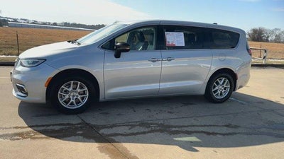 2024 Chrysler Pacifica Touring L FWD