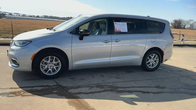 2024 Chrysler Pacifica Touring L FWD