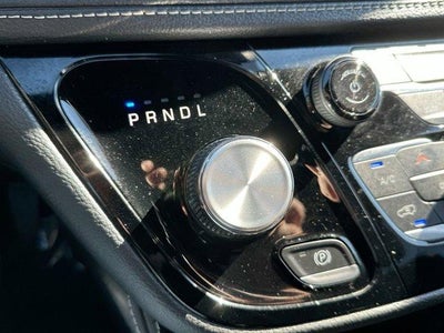 2025 Chrysler Pacifica Limited FWD