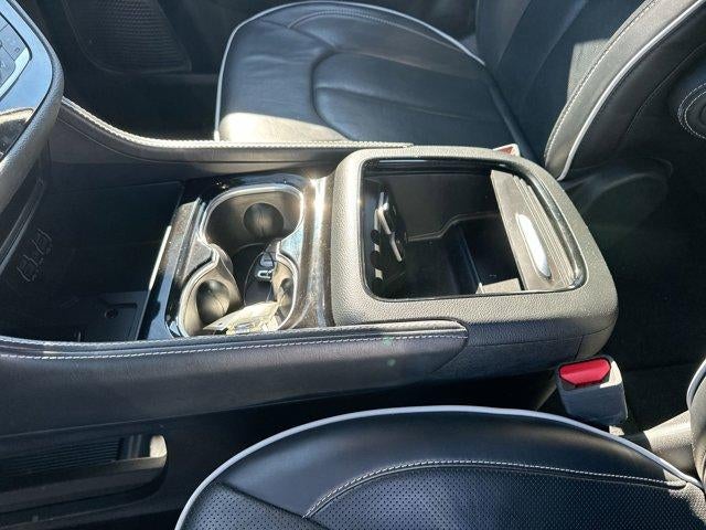 2025 Chrysler Pacifica Limited FWD