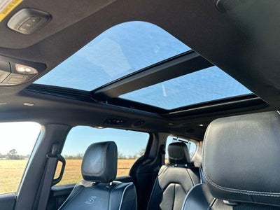 2025 Chrysler Pacifica Limited FWD