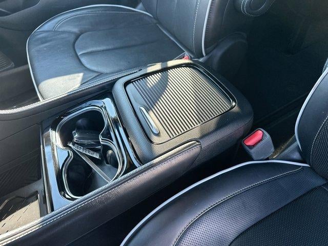 2025 Chrysler Pacifica Limited FWD