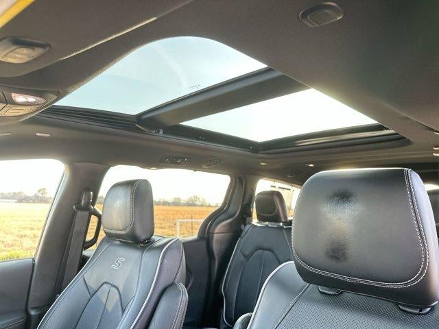 2025 Chrysler Pacifica Limited FWD