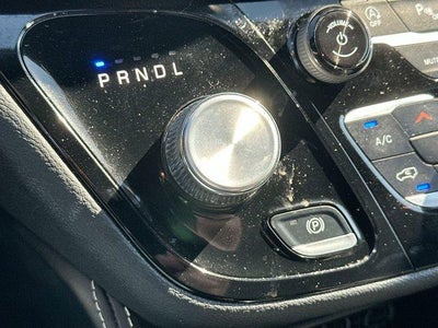 2025 Chrysler Pacifica Limited FWD