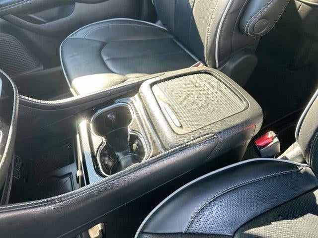 2025 Chrysler Pacifica Limited FWD