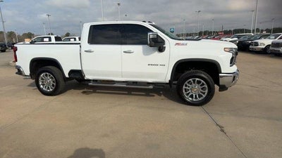 2025 Chevrolet Silverado 2500 HD Crew Cab Standard Box 4-Wheel Drive LTZ