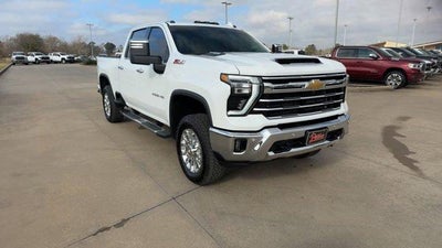 2025 Chevrolet Silverado 2500 HD Crew Cab Standard Box 4-Wheel Drive LTZ