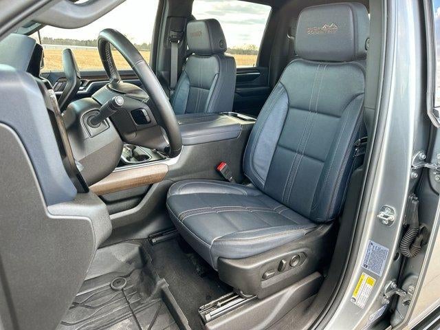 2025 Chevrolet Silverado 2500 HD Crew Cab Standard Box 4-Wheel Drive High Country