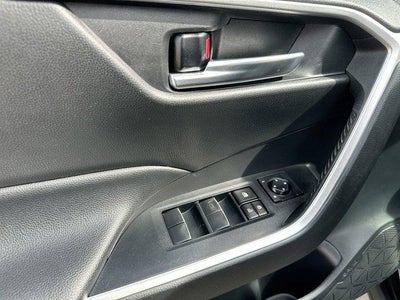 2021 Toyota RAV4 XLE Premium FWD (Natl)