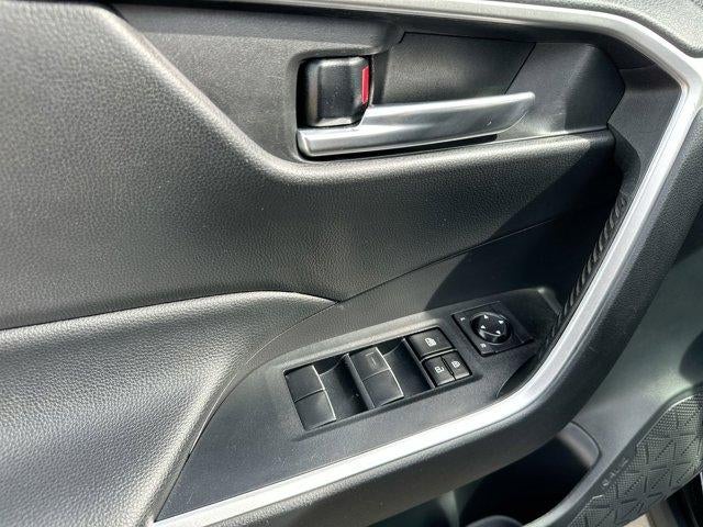 2021 Toyota RAV4 XLE Premium FWD (Natl)