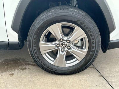 2024 Toyota RAV4 XLE FWD (GS)