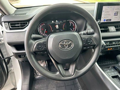 2024 Toyota RAV4 XLE FWD (GS)