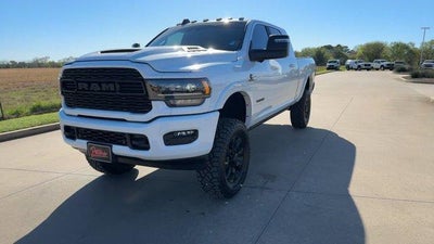 2024 RAM 3500 Limited 4x4 Mega Cab 6'4" Box