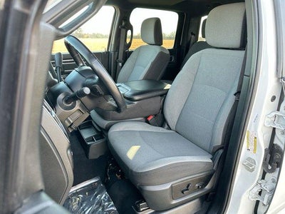 2024 RAM 3500 Big Horn 4x4 Crew Cab 8' Box