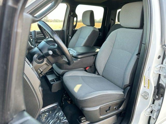 2024 RAM 3500 Big Horn 4x4 Crew Cab 8' Box