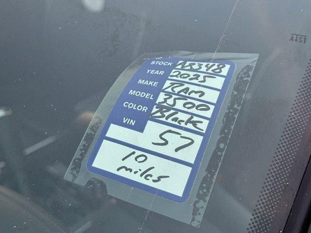 2025 RAM 3500 Limited 4x4 Crew Cab 8' Box