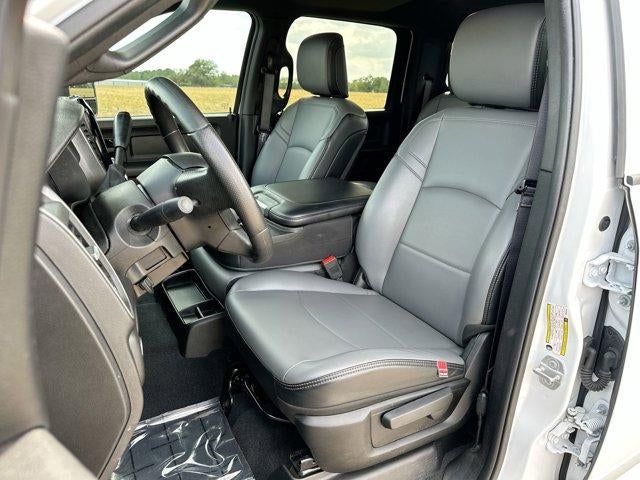 2025 RAM 2500 Tradesman 4x4 Crew Cab 8' Box