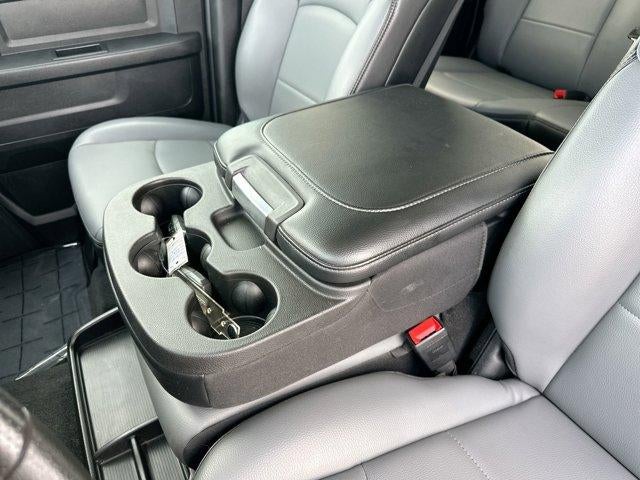 2025 RAM 2500 Tradesman 4x4 Crew Cab 8' Box