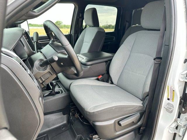 2024 RAM 3500 Chassis Cab SLT 4WD Crew Cab 60" CA 172.4" WB