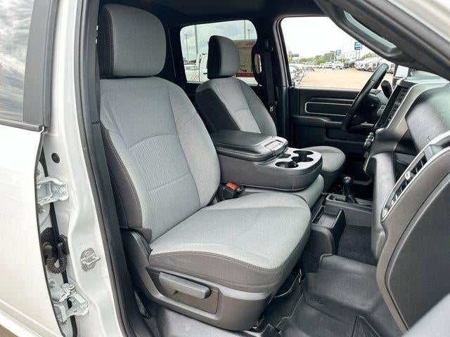 2024 RAM 3500 Chassis Cab SLT 4WD Crew Cab 60" CA 172.4" WB