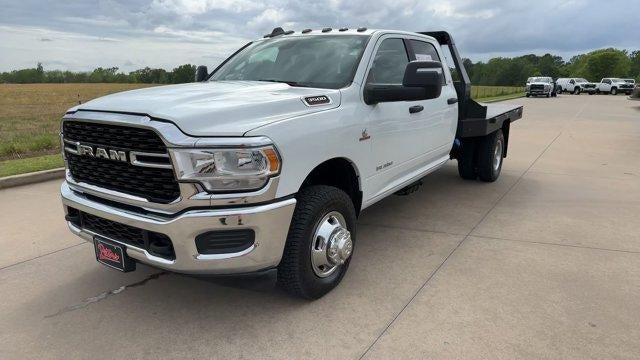 2024 RAM 3500 Chassis Cab SLT 4WD Crew Cab 60" CA 172.4" WB