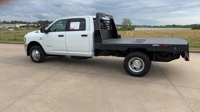 2024 RAM 3500 Chassis Cab SLT 4WD Crew Cab 60" CA 172.4" WB