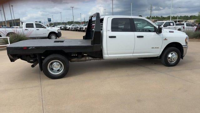 2024 RAM 3500 Chassis Cab SLT 4WD Crew Cab 60" CA 172.4" WB